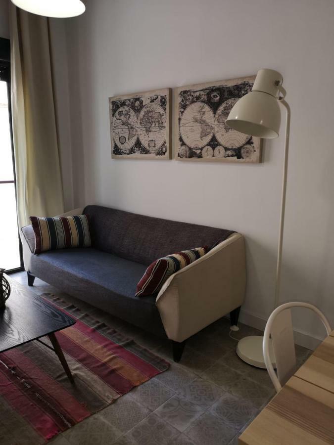 Apartament Jinetes 16 Malaga Zewnętrze zdjęcie